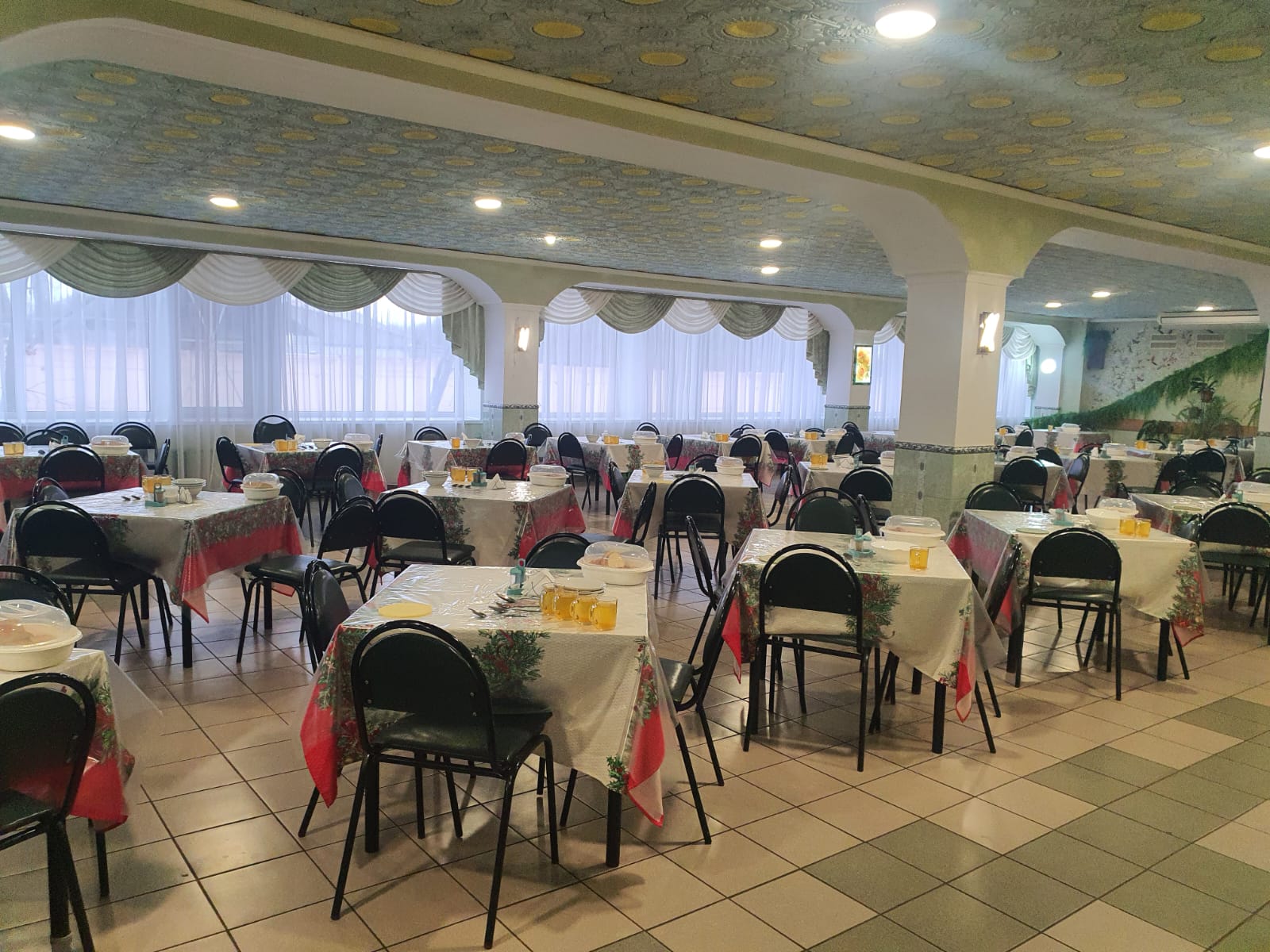 Столовая после ремонта - фото 1